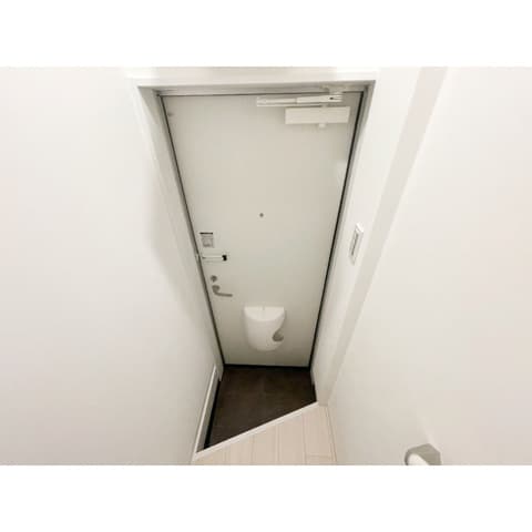 Room image 11