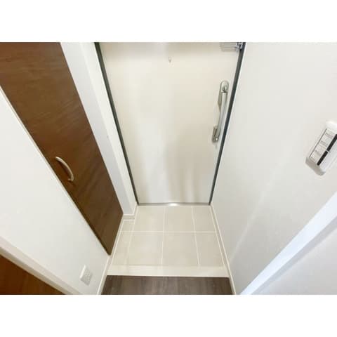 Room image 13