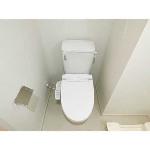 Room image 9