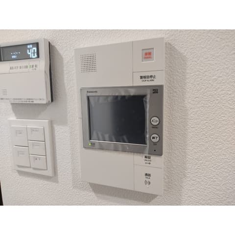 Room image 14