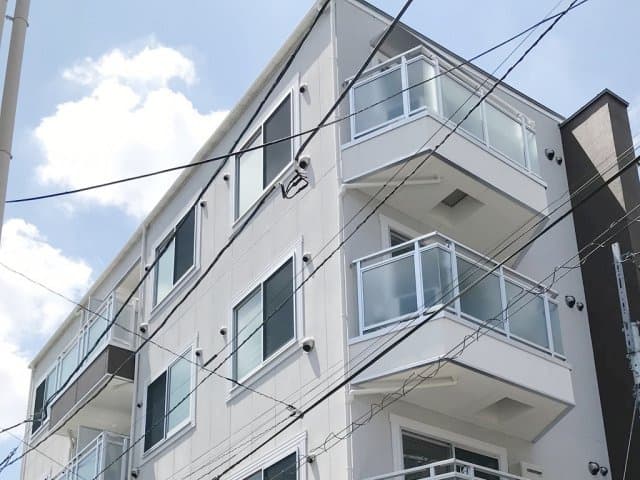 Main exterior of Alivion Oizumi Gakuen