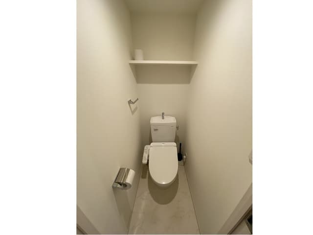 Room image 11