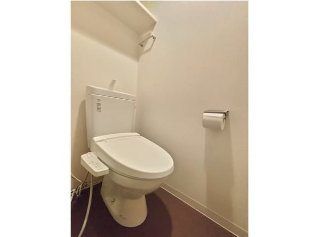 Room image 11
