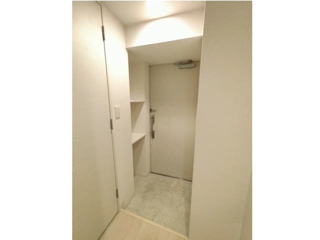Room image 14
