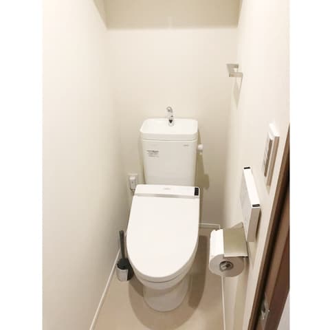 Room image 11