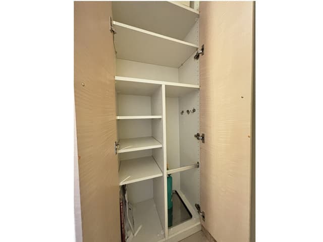 Room image 14