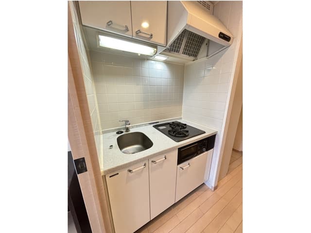 Room image 9