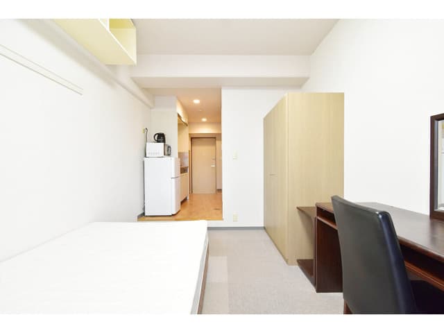 Room image 8