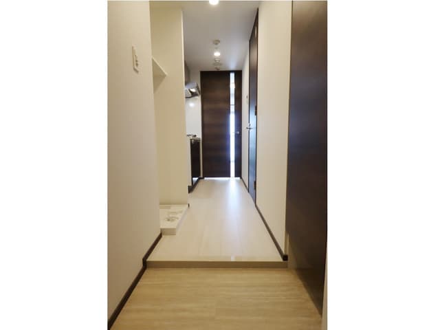 Room image 13