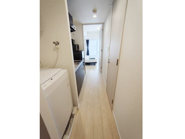 Room image 10