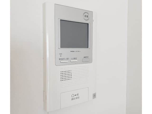 Room image 16