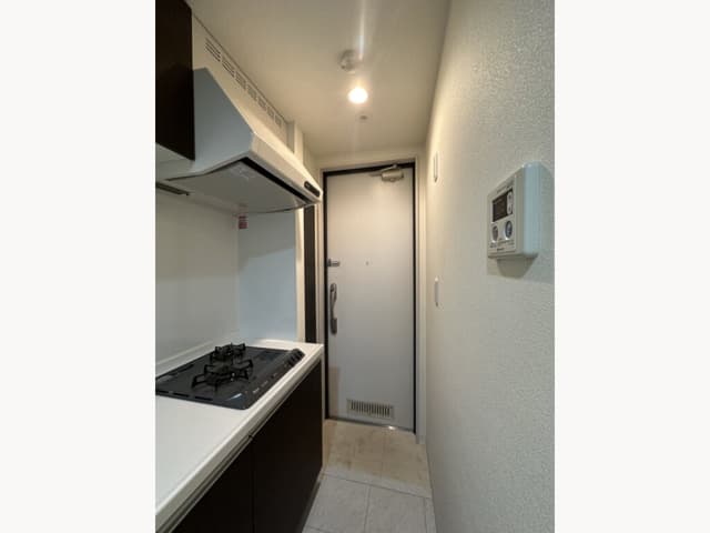 Room image 15