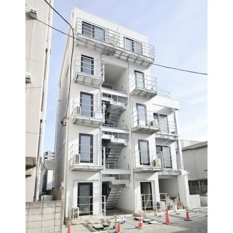 Main exterior of Willow Itabashi Honmachi