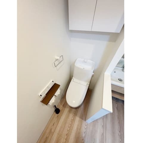 Room image 14
