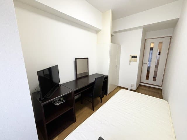 Room image 13