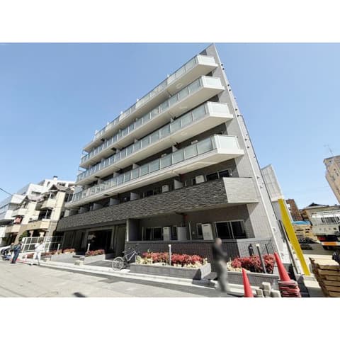 Main exterior of Prair Douc Kameido Komurai