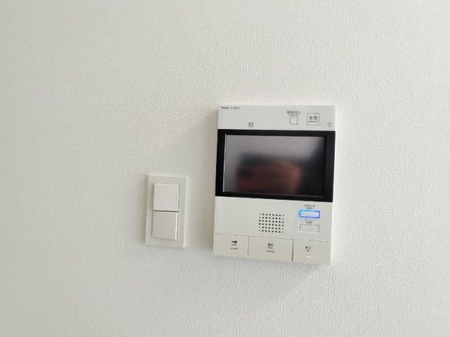 Room image 16