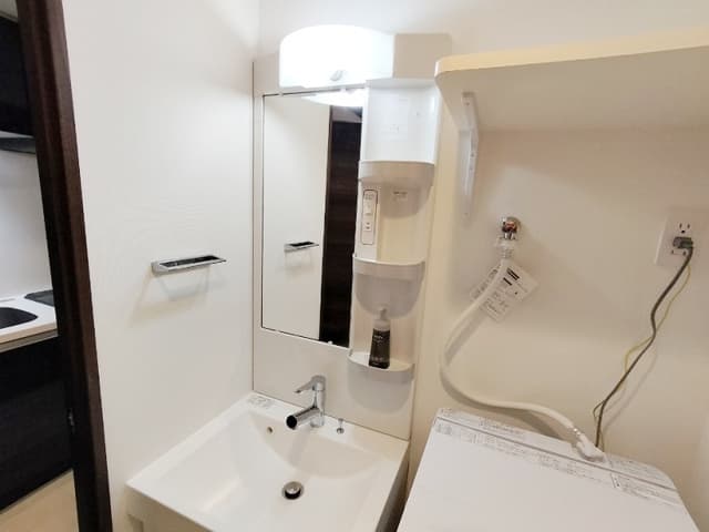 Room image 9