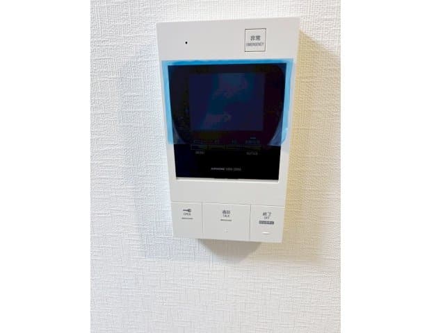 Room image 11