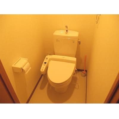 Room image 12