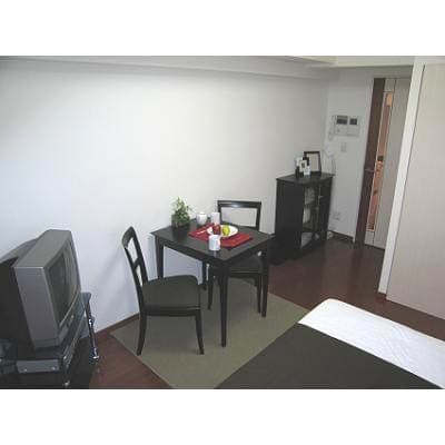 Room image 8