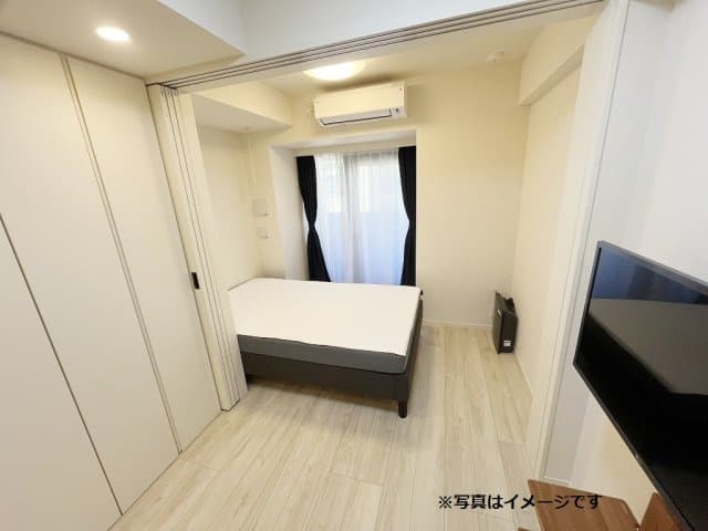 Preview interior of Crecia IDZ Ueno