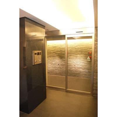Room image 8
