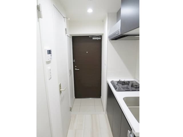 Room image 11