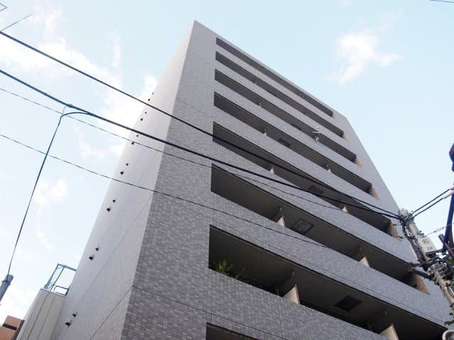 Main exterior of Maison de Ville Hatchobori