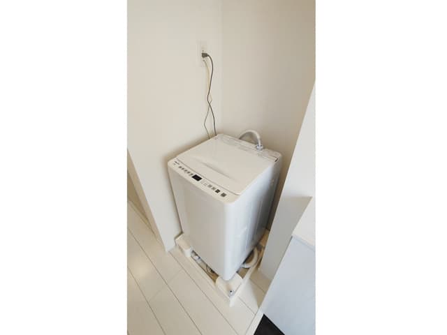Room image 9