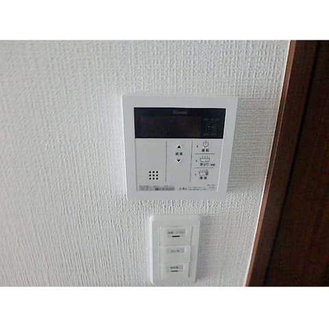 Room image 10