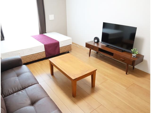Preview interior of Makes Design Yoga