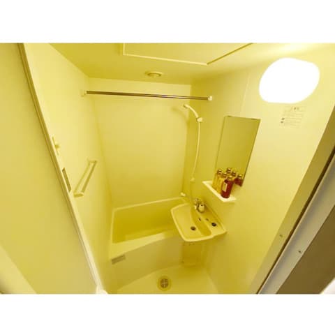 Room image 9