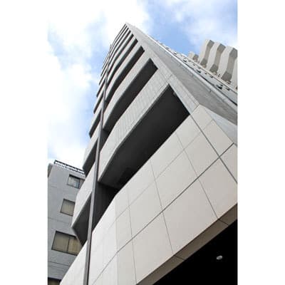 Main exterior of Prestyle Iriya II
