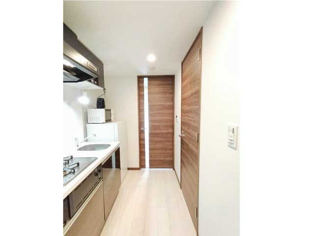 Room image 12