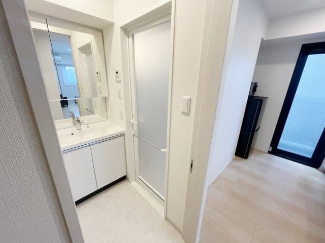Room image 15
