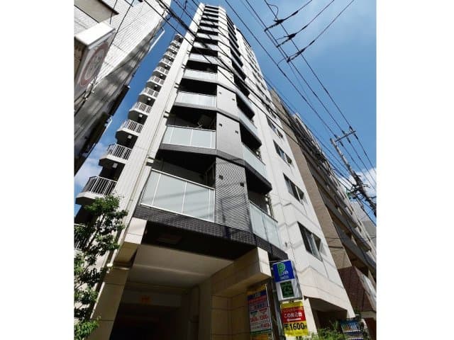 Main exterior of Genovia Shinjuku Waseda Greenve...