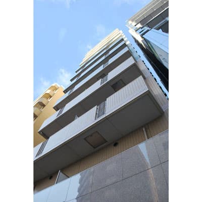 Main exterior of Vert Sangenjaya II