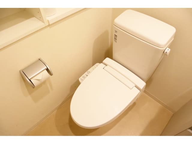 Room image 9