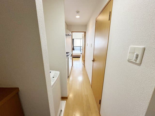 Room image 10