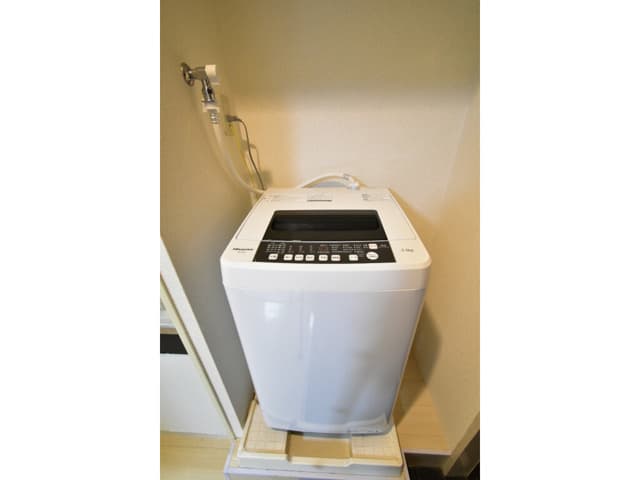 Room image 16