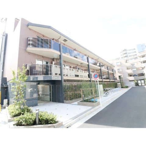 Main exterior of プレール・ドゥーク中野南台
