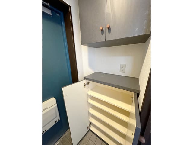 Room image 13