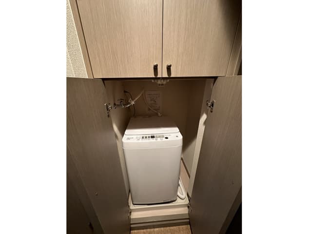 Room image 12