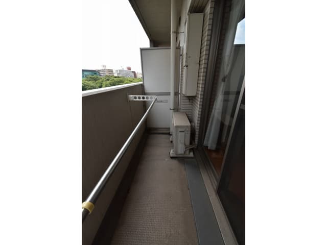 Room image 13