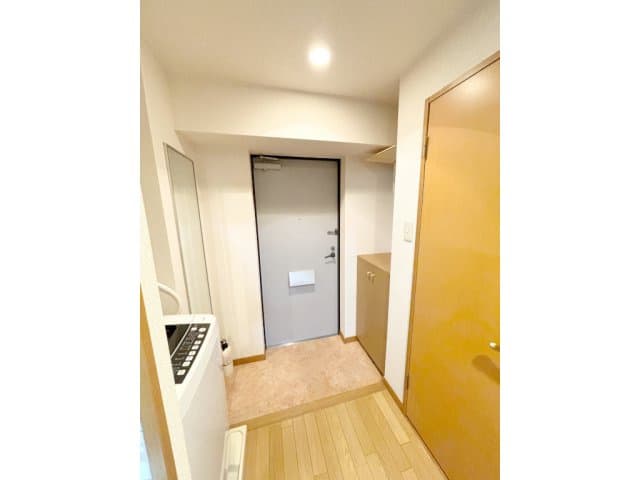 Room image 13