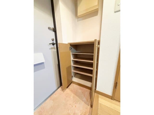 Room image 14