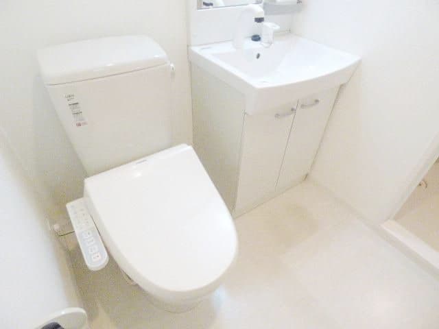 Room image 11