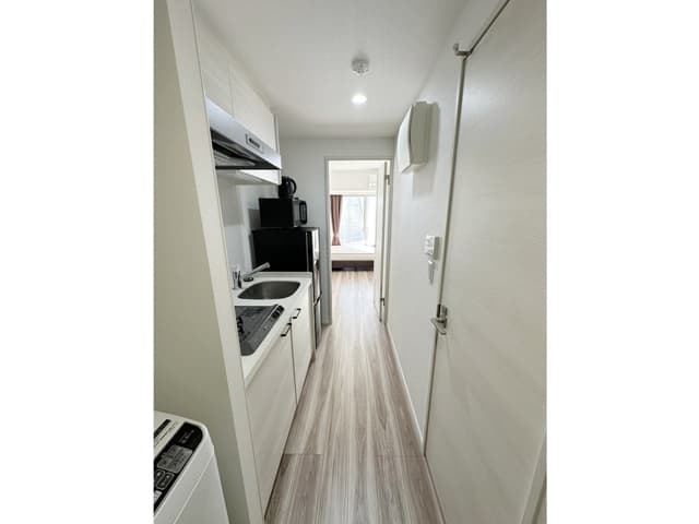 Room image 10