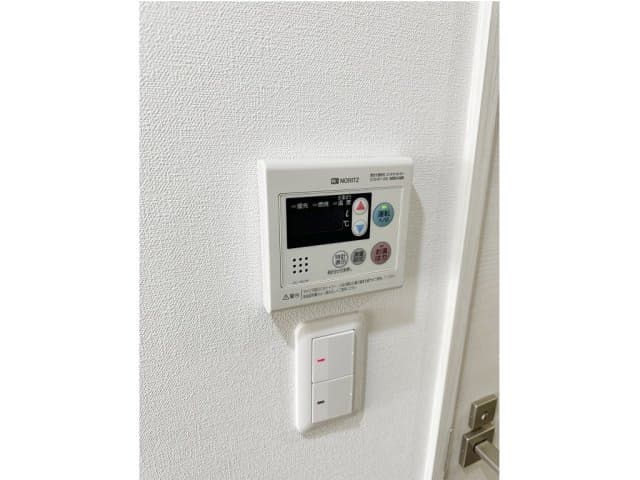 Room image 15